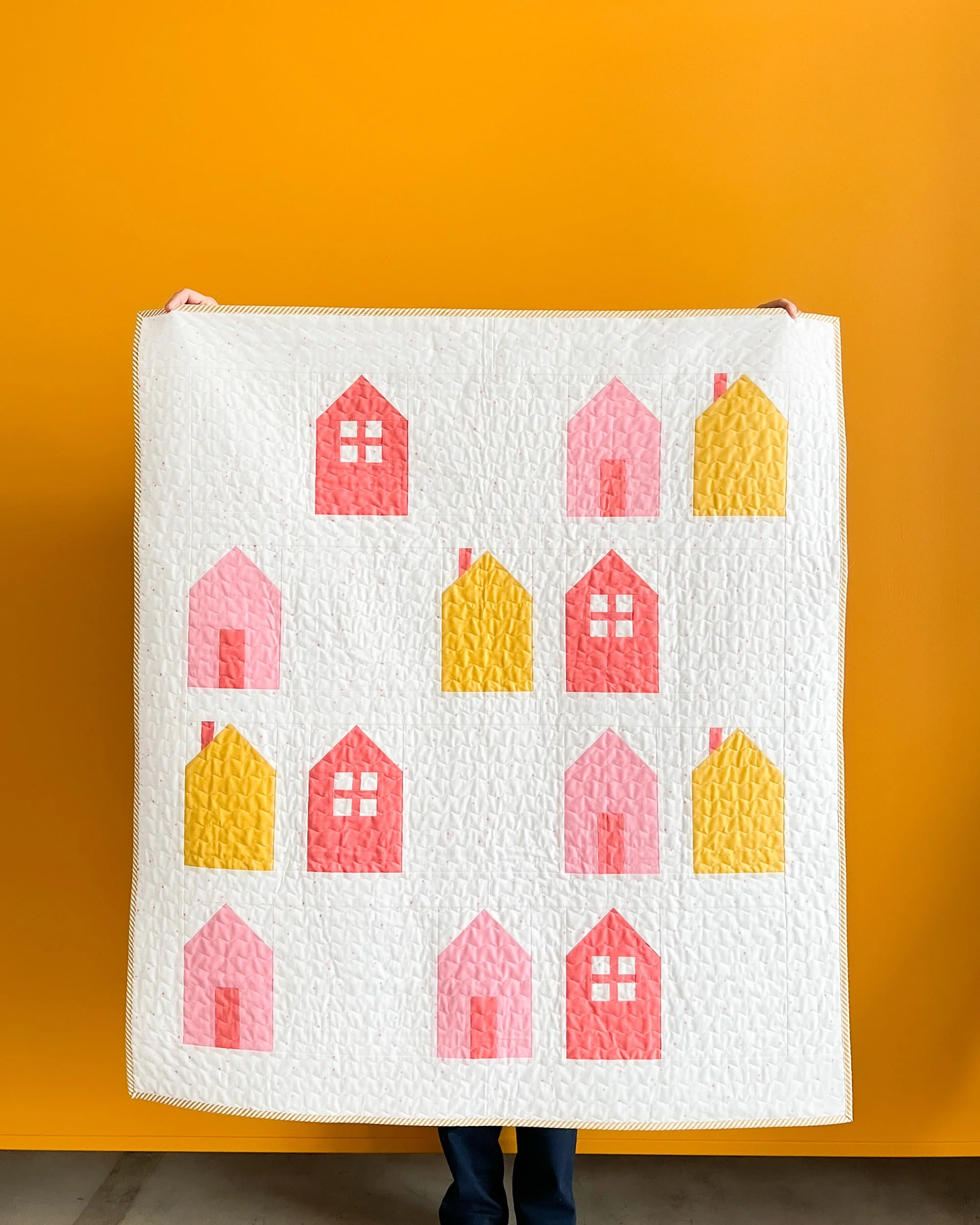 Cozy Village Quilt - Set of 5