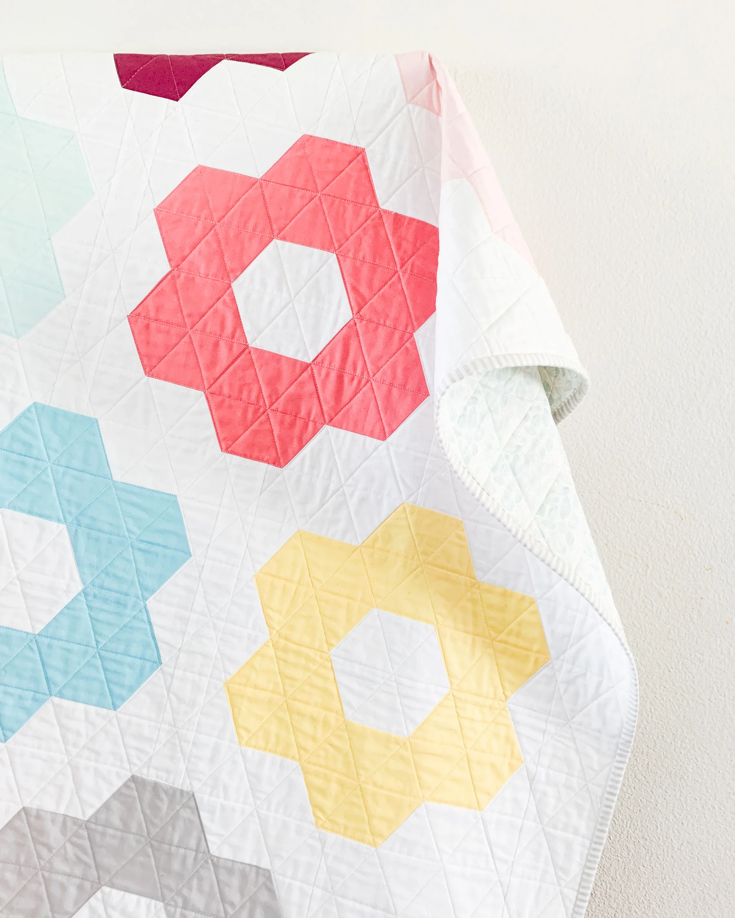 Hexie Blooms Quilt - Set of 5