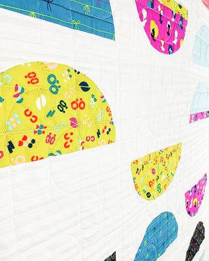 Crescent cover quilt close up