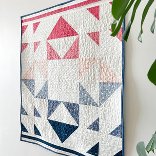 Modern Heirloom Quilting - The Zephyr Quilt