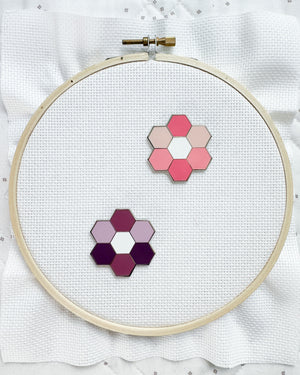 Hexie Blooms Needle Minder - Pink