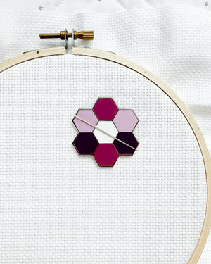 Hexie Blooms Needle Minder - Purple